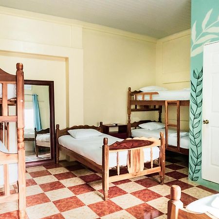 Hostal Eden Moyogalpa Buitenkant foto